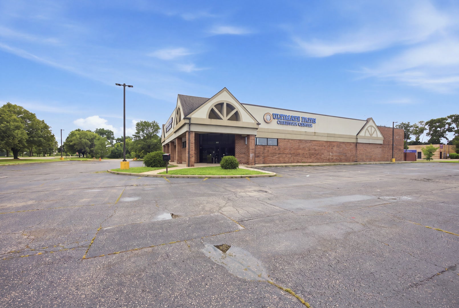 683 83rd Street, Bolingbrook, IL 60440 683 83rd Street, Bolingbrook, IL 60440