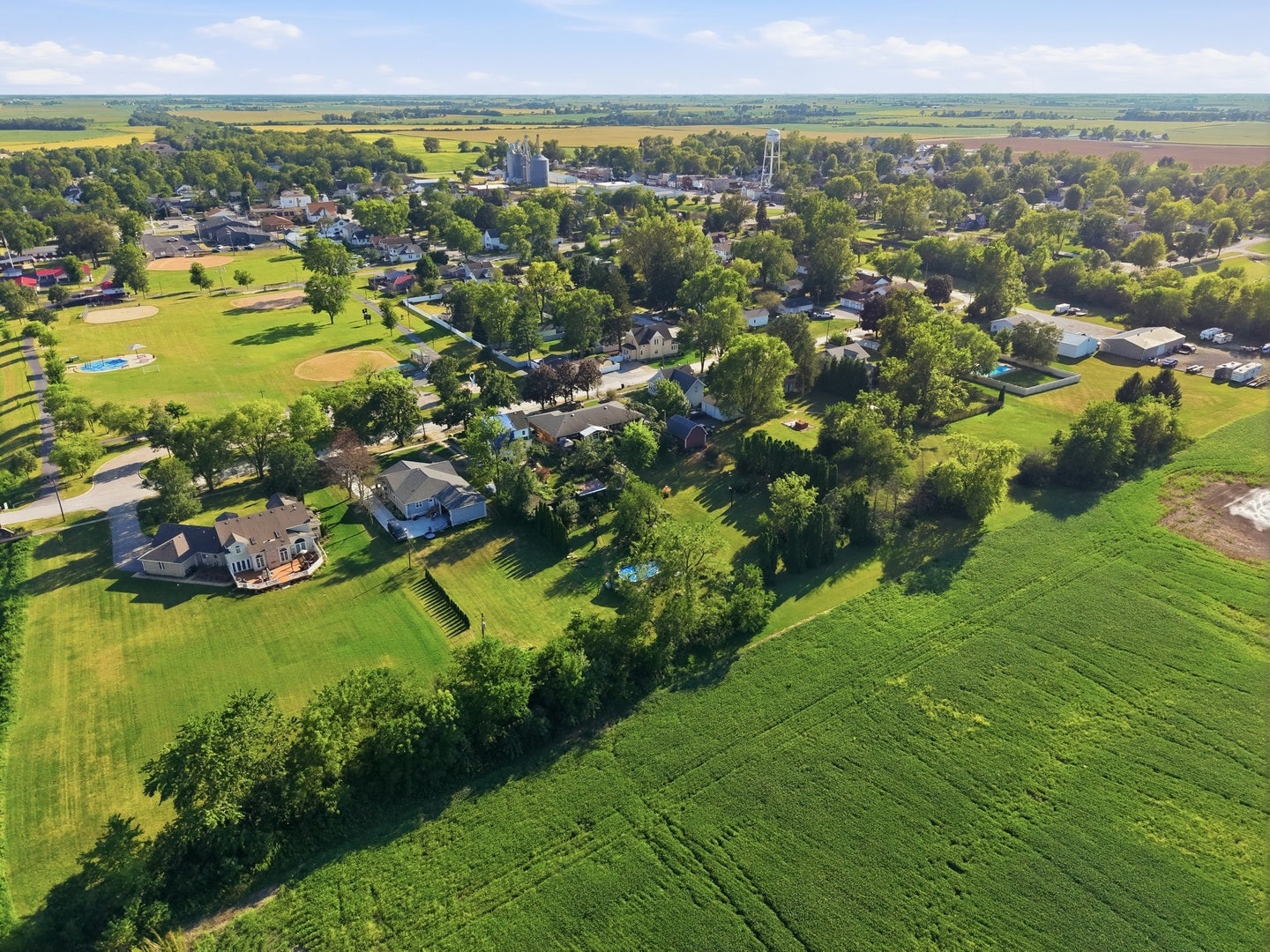 711 Miller Street, Beecher, IL 60401 711 Miller Street, Beecher, IL 60401