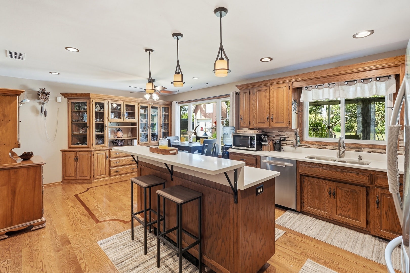 711 Miller Street, Beecher, IL 60401 711 Miller Street, Beecher, IL 60401