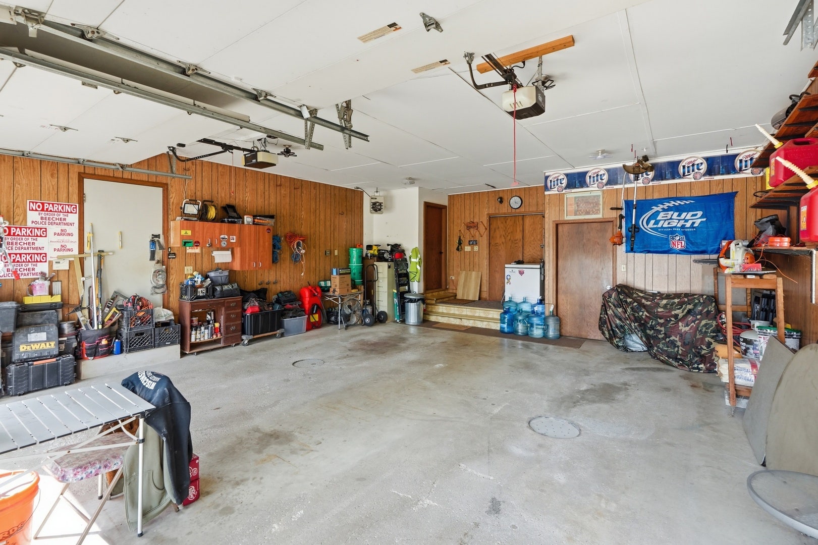711 Miller Street, Beecher, IL 60401 711 Miller Street, Beecher, IL 60401