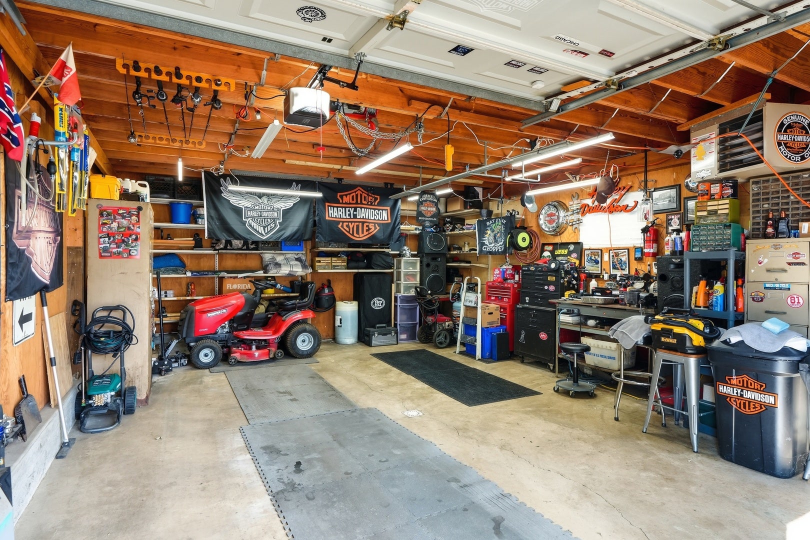 711 Miller Street, Beecher, IL 60401 711 Miller Street, Beecher, IL 60401