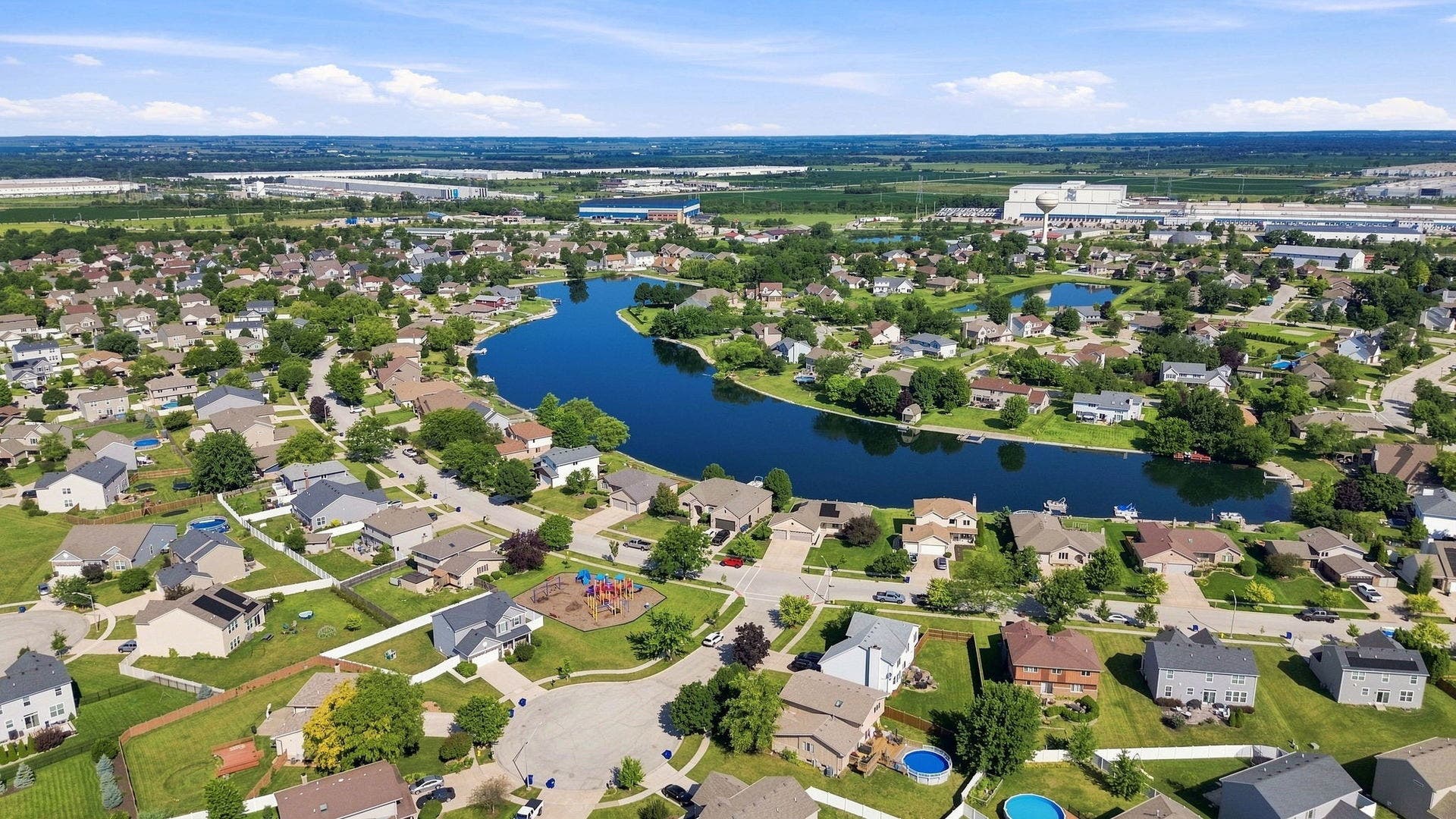611 Edgewater Drive, Minooka, IL 60447 611 Edgewater Drive, Minooka, IL 60447
