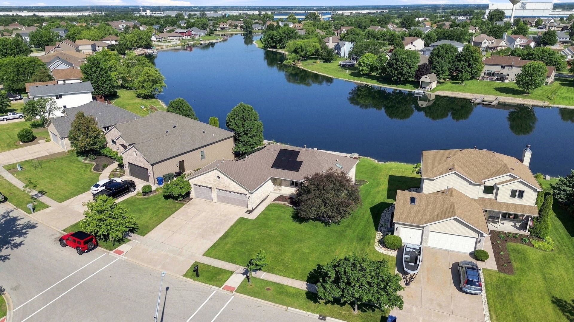611 Edgewater Drive, Minooka, IL 60447 611 Edgewater Drive, Minooka, IL 60447
