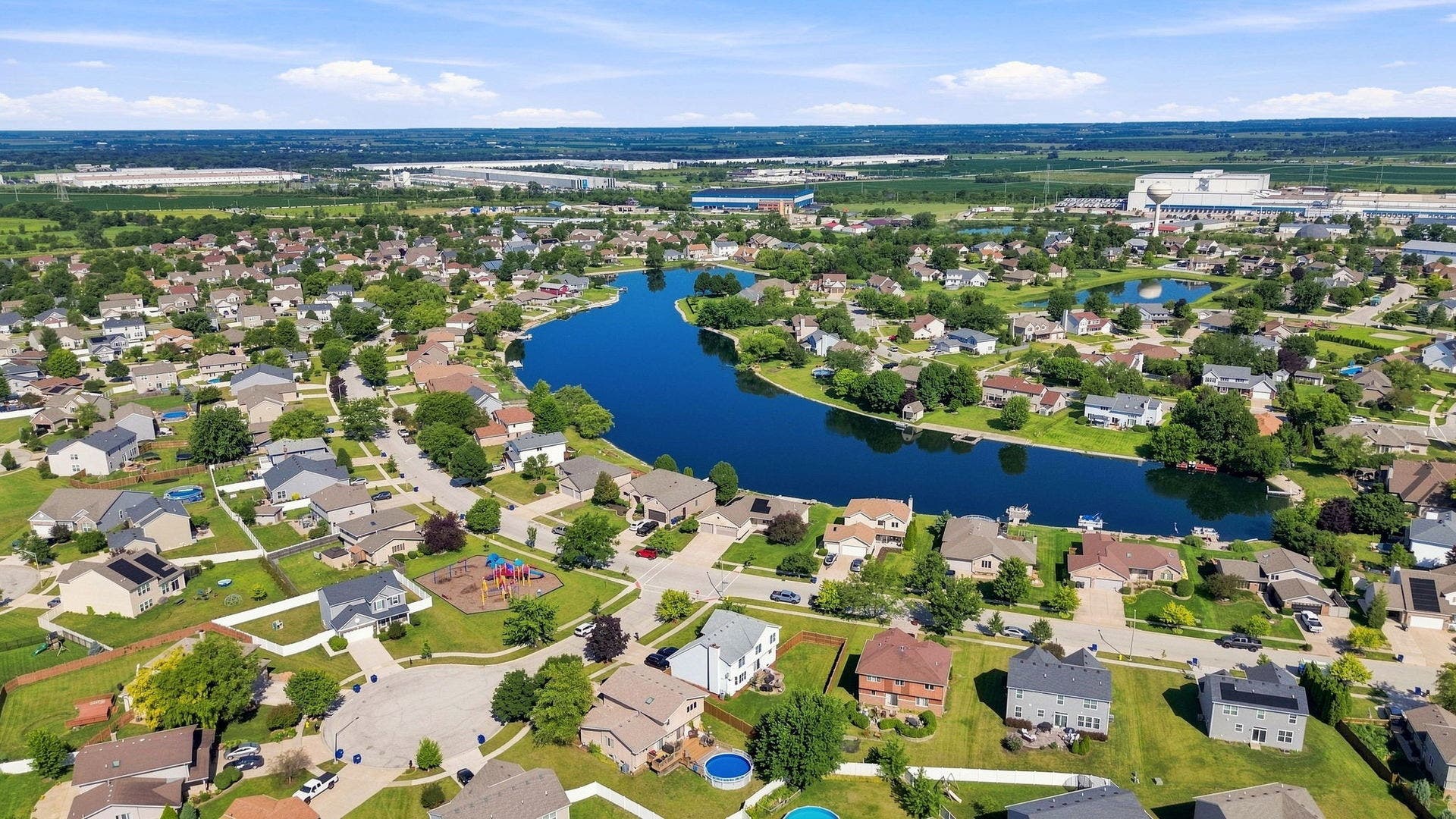 611 Edgewater Drive, Minooka, IL 60447 611 Edgewater Drive, Minooka, IL 60447