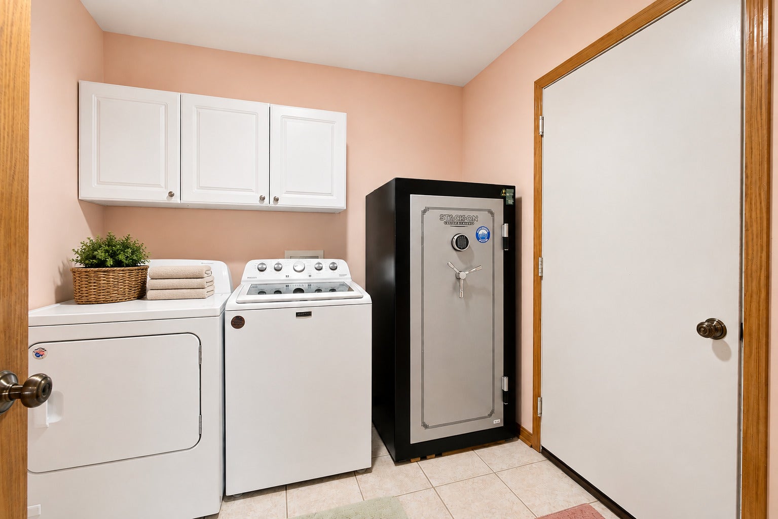 611 Edgewater Drive, Minooka, IL 60447 611 Edgewater Drive, Minooka, IL 60447