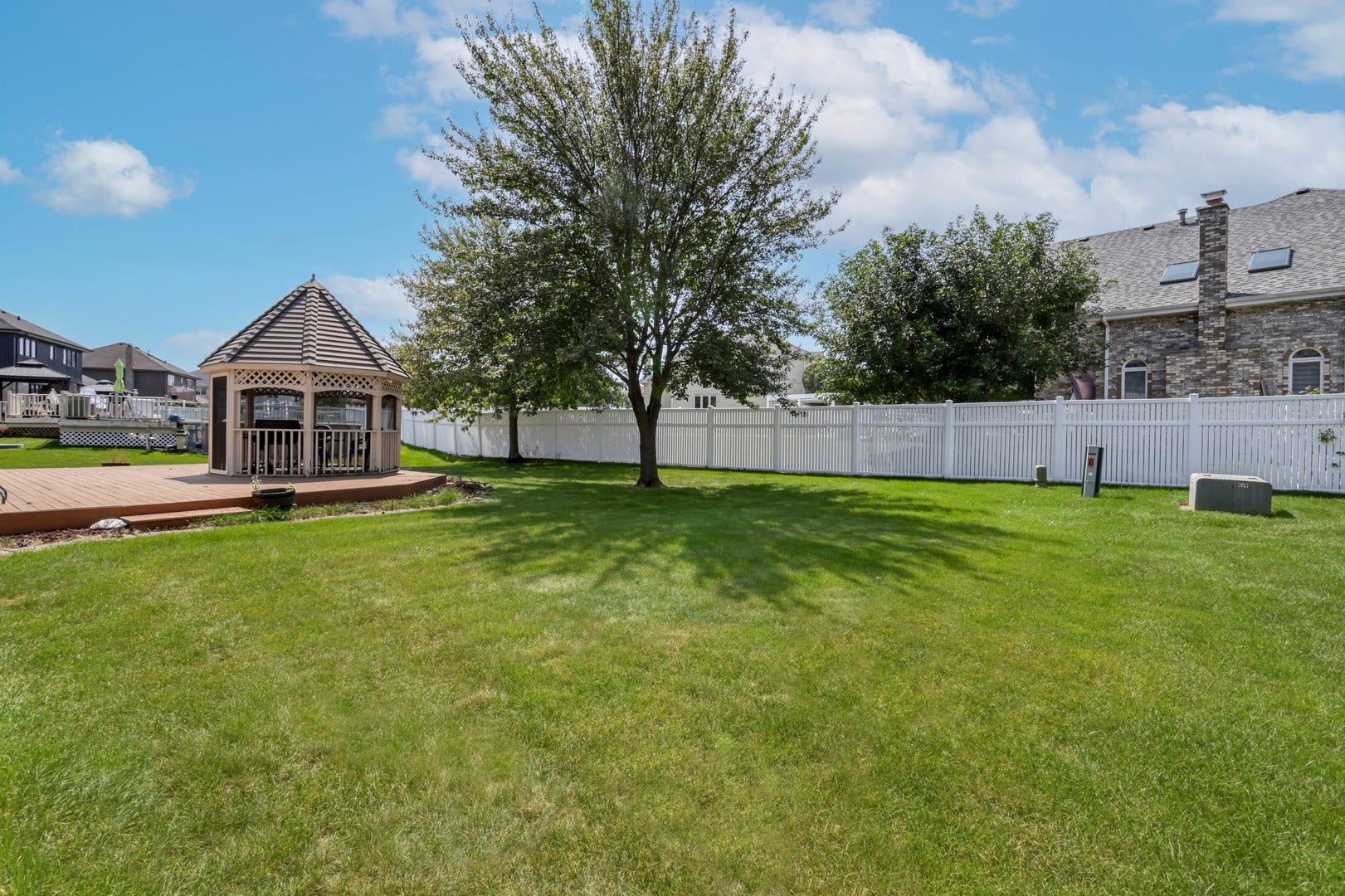 17316 92nd Avenue, Tinley Park, IL 60487