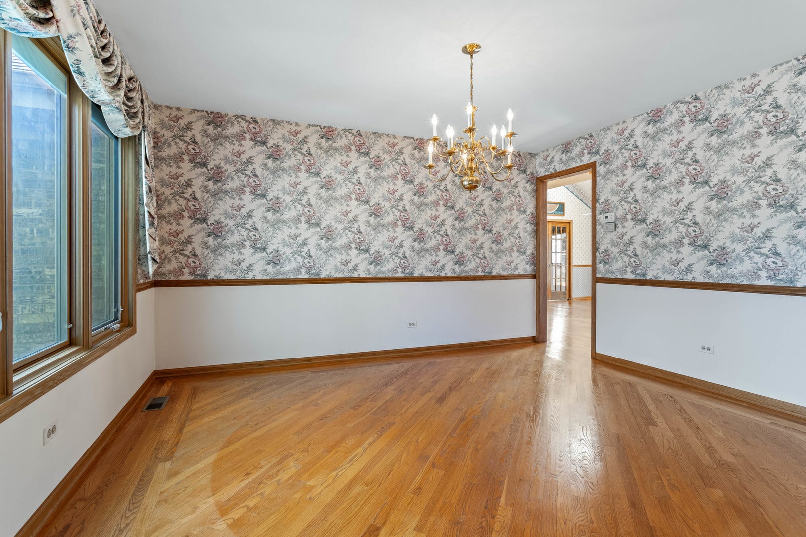 17316 92nd Avenue, Tinley Park, IL 60487