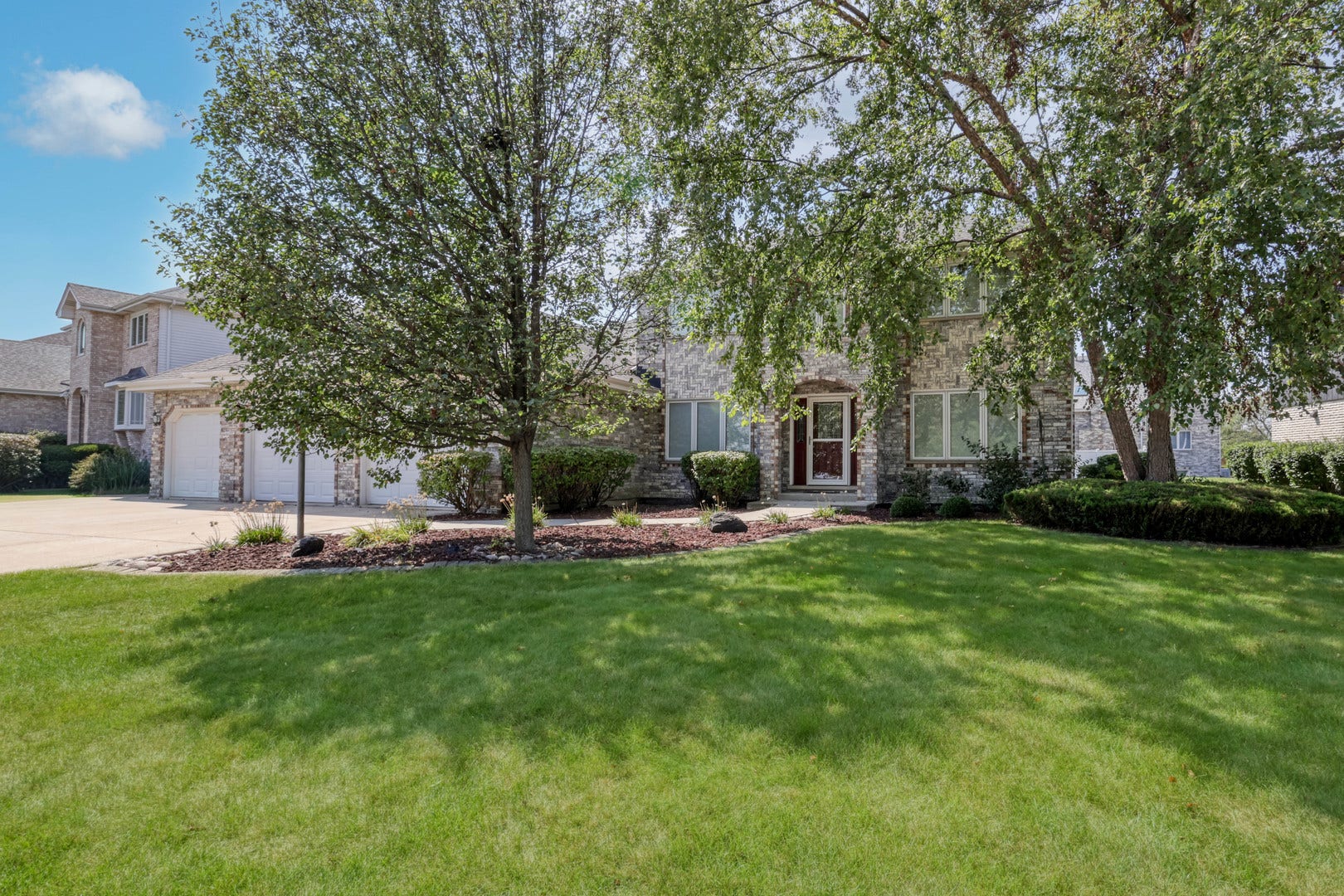 17316 92nd Avenue, Tinley Park, IL 60487