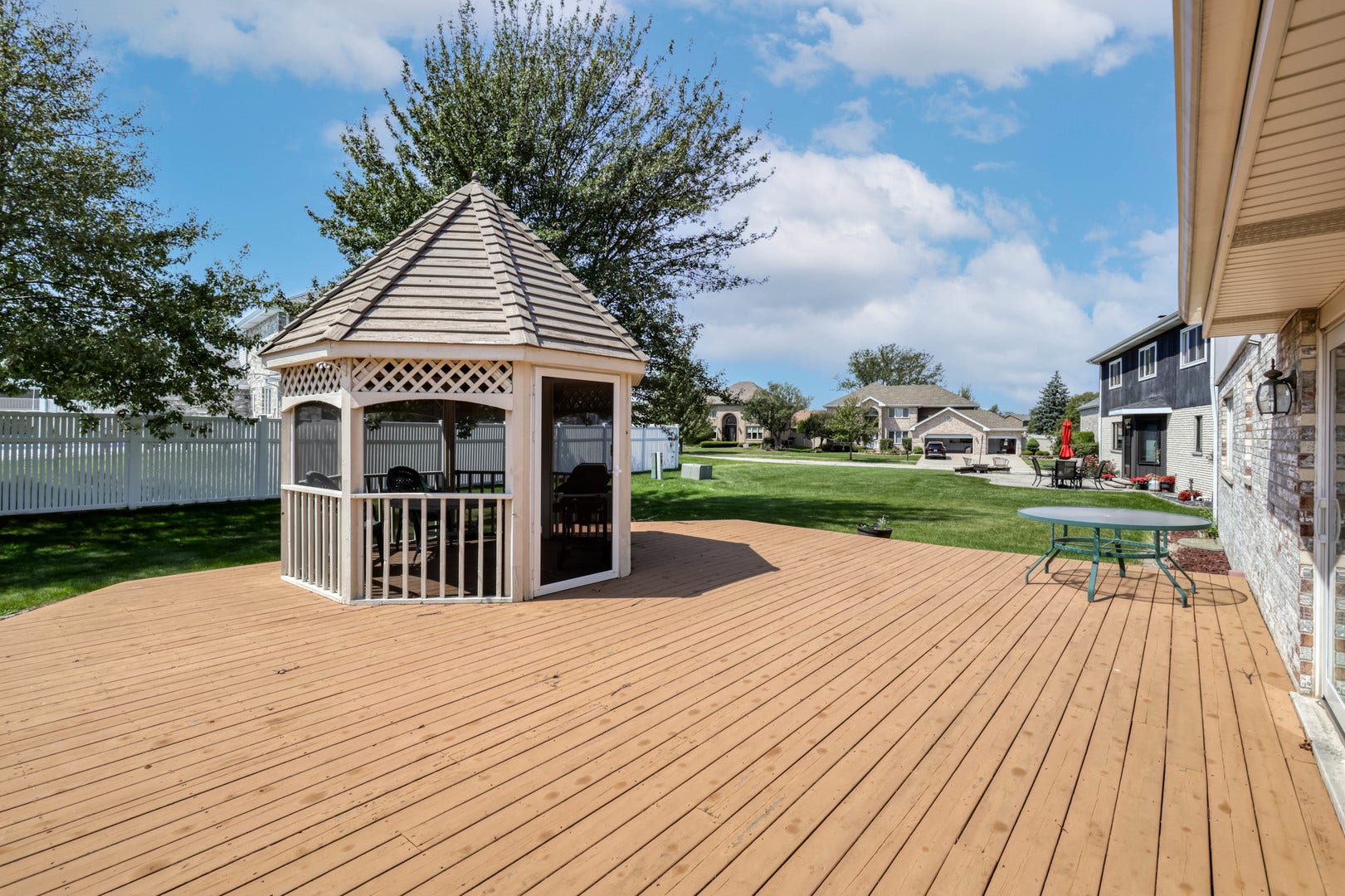 17316 92nd Avenue, Tinley Park, IL 60487