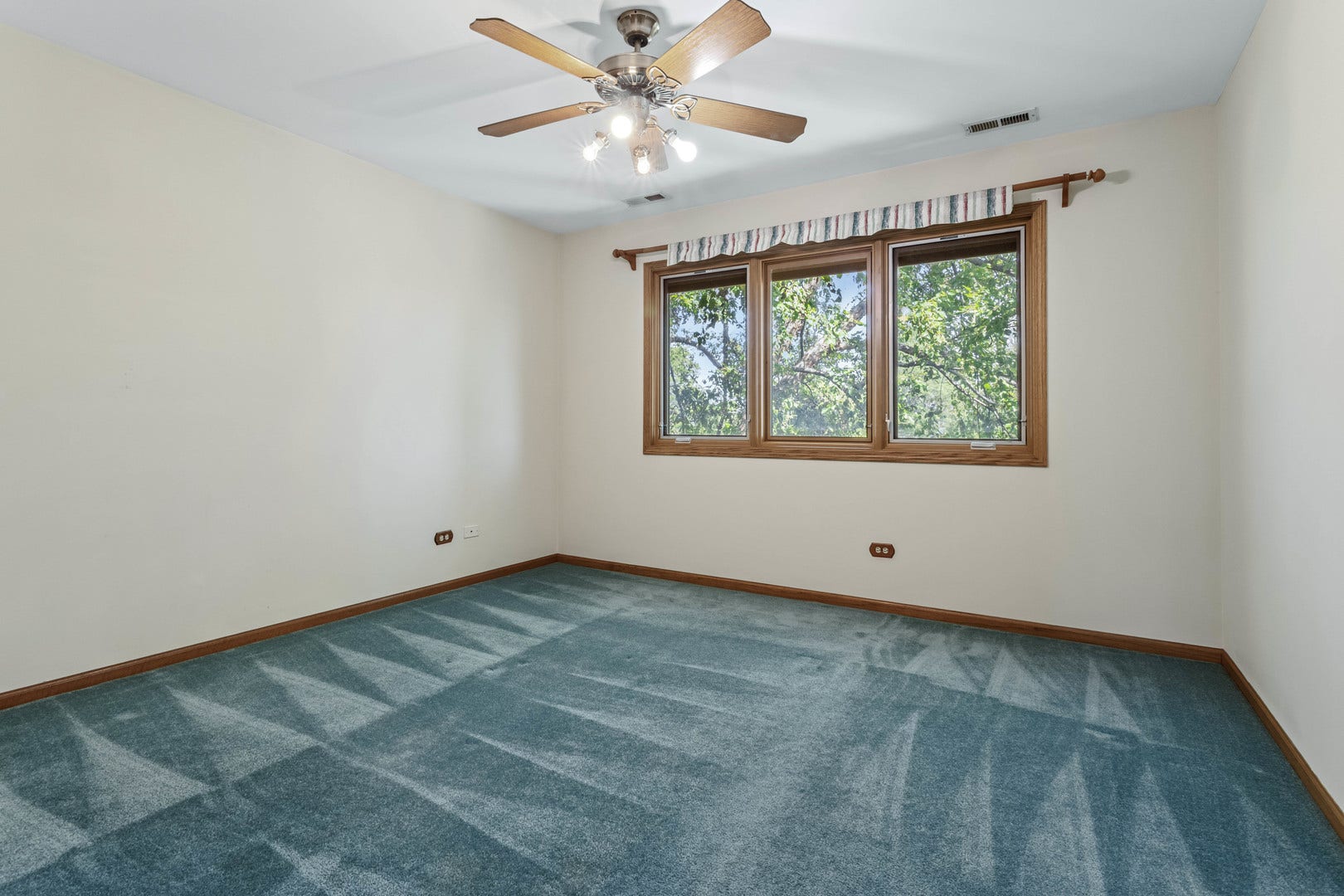 17316 92nd Avenue, Tinley Park, IL 60487