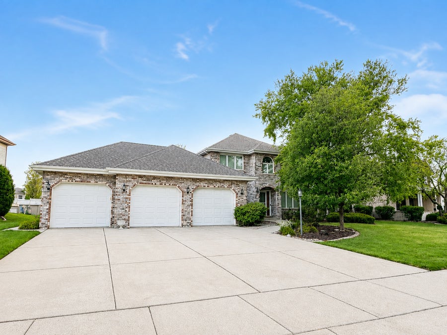 Property photo for 17316 92nd Avenue, Tinley Park, IL