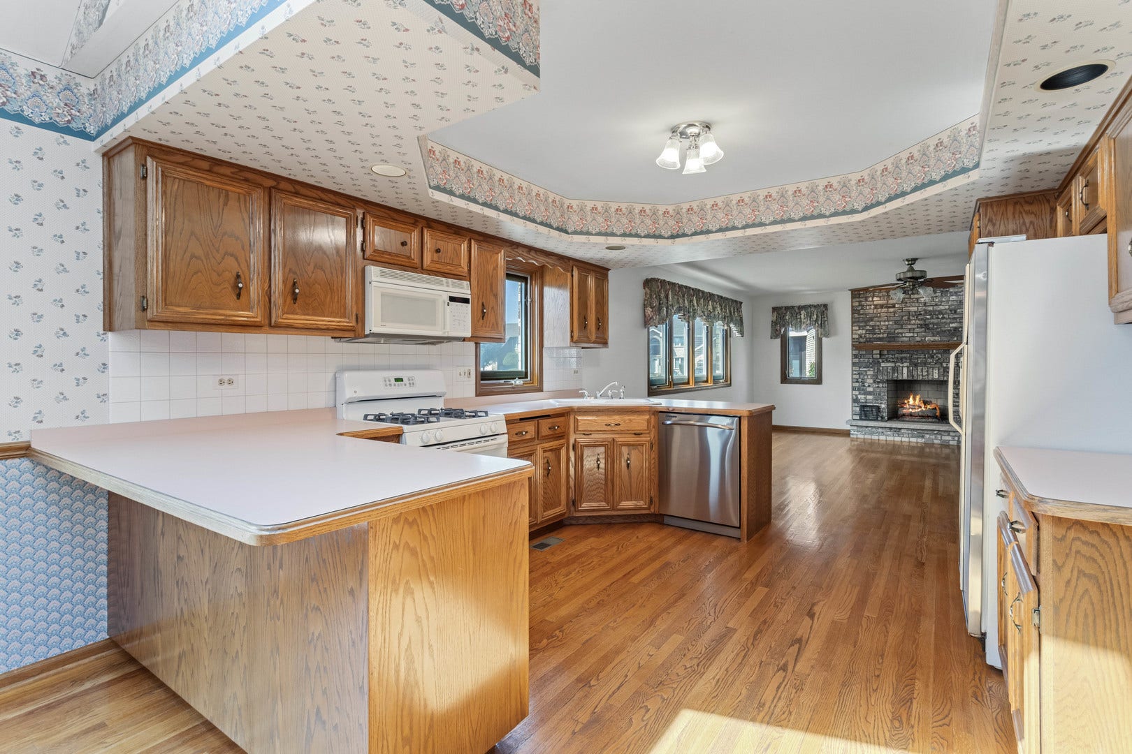 17316 92nd Avenue, Tinley Park, IL 60487