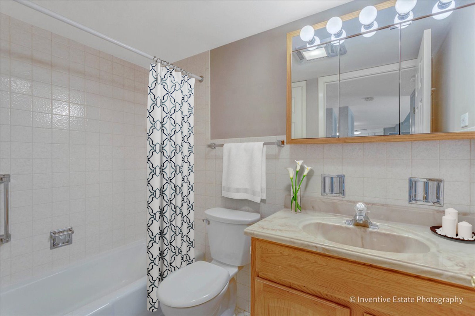 5300 Walnut Avenue, #22B, Downers Grove, IL 60515