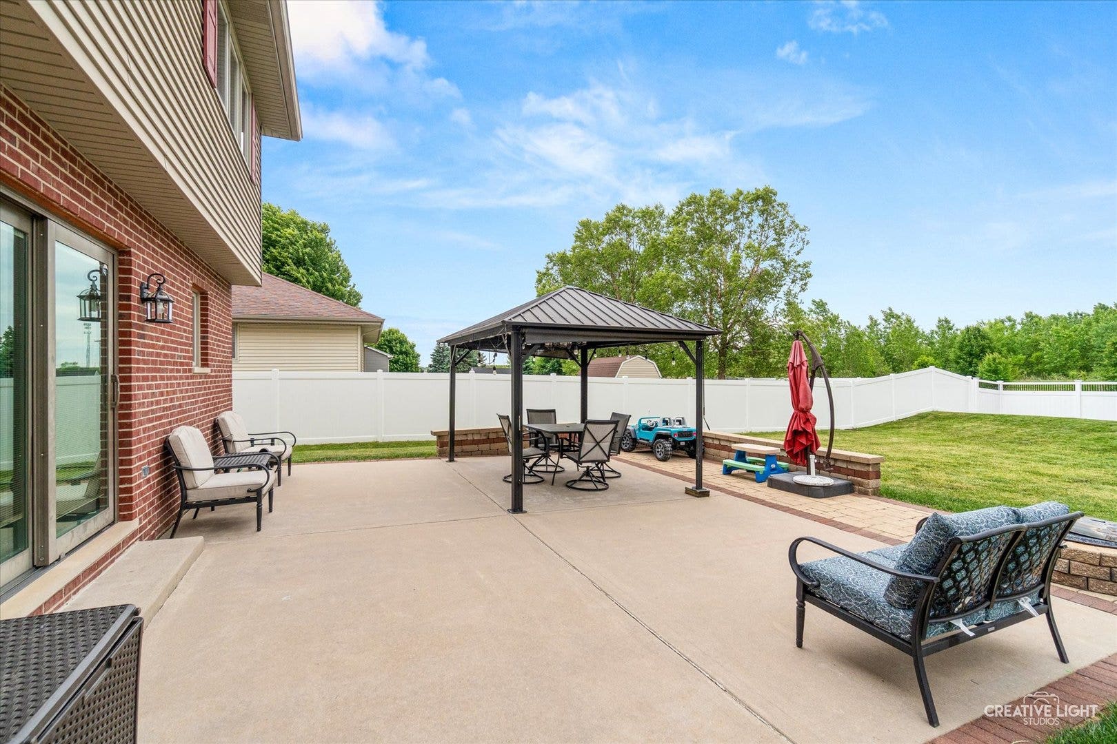 610 High Grove Drive, Minooka, IL 60447 610 High Grove Drive, Minooka, IL 60447