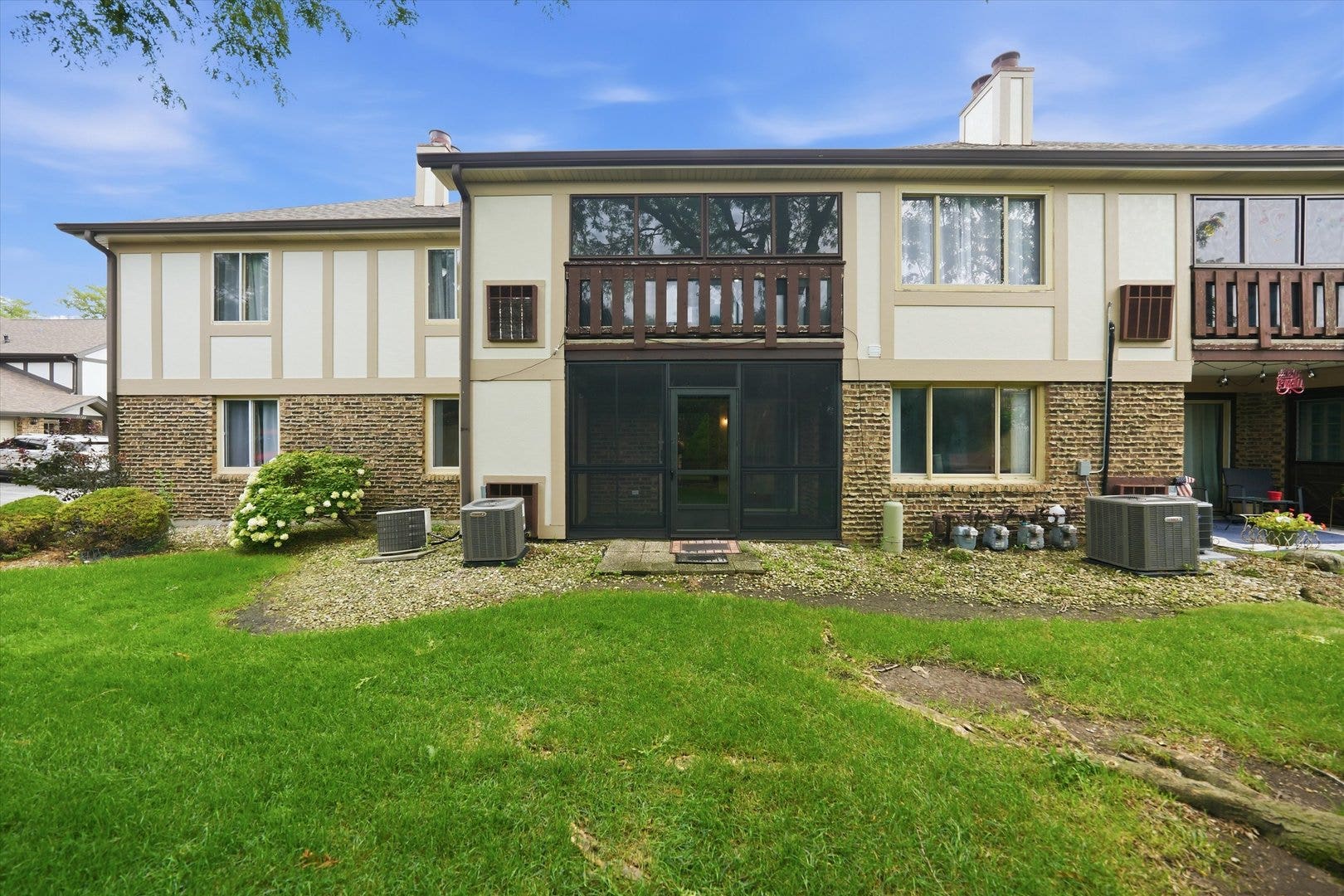 15724 Orlan Brook Drive, #189, Orland Park, IL 60462