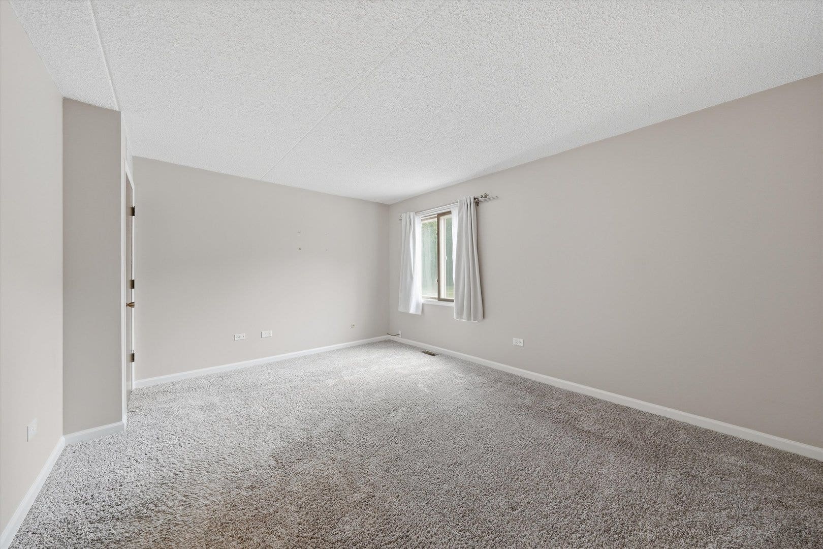 15724 Orlan Brook Drive, #189, Orland Park, IL 60462