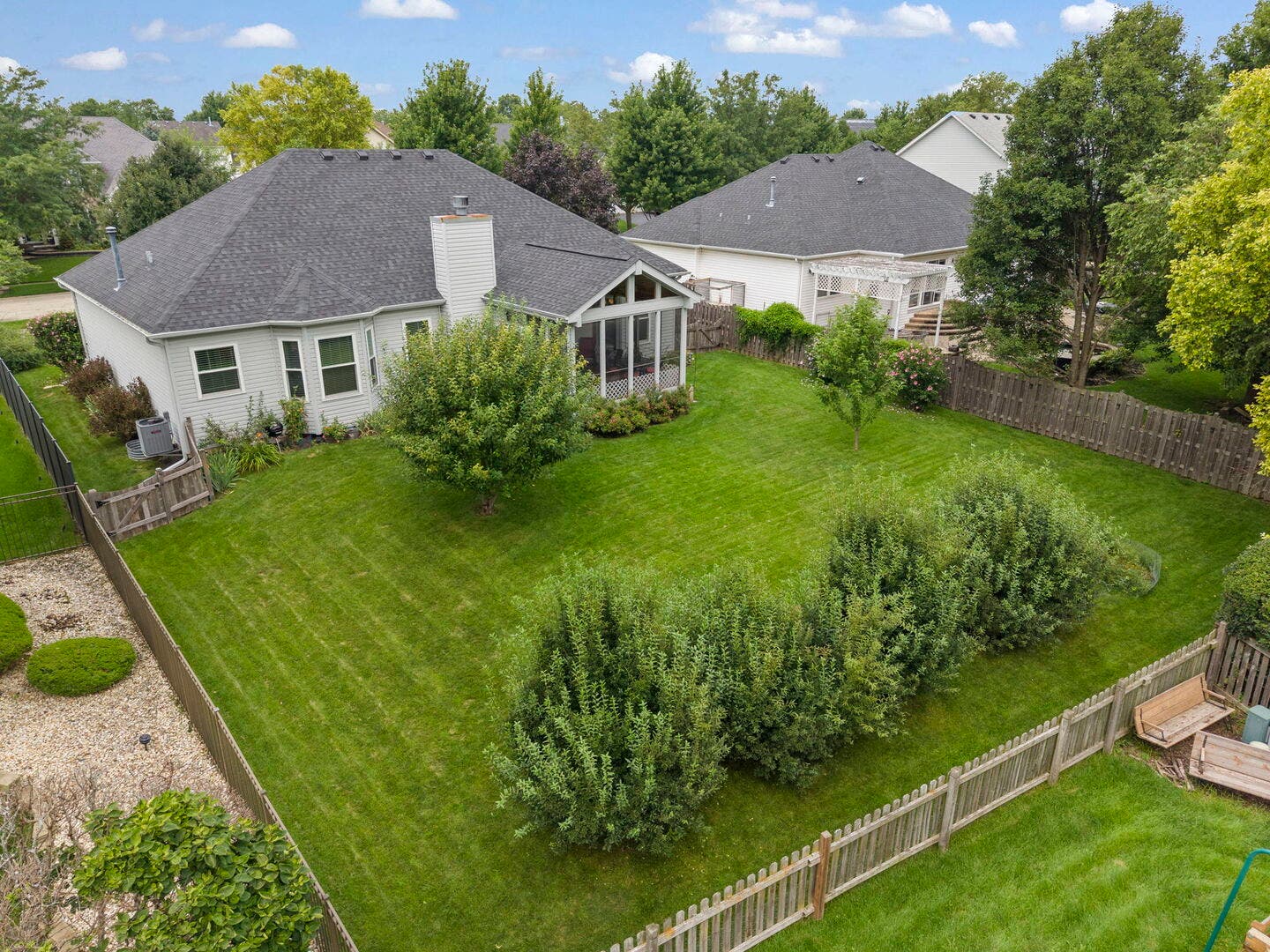 2168 Whitetail Drive, Aurora, IL 60503 2168 Whitetail Drive, Aurora, IL 60503