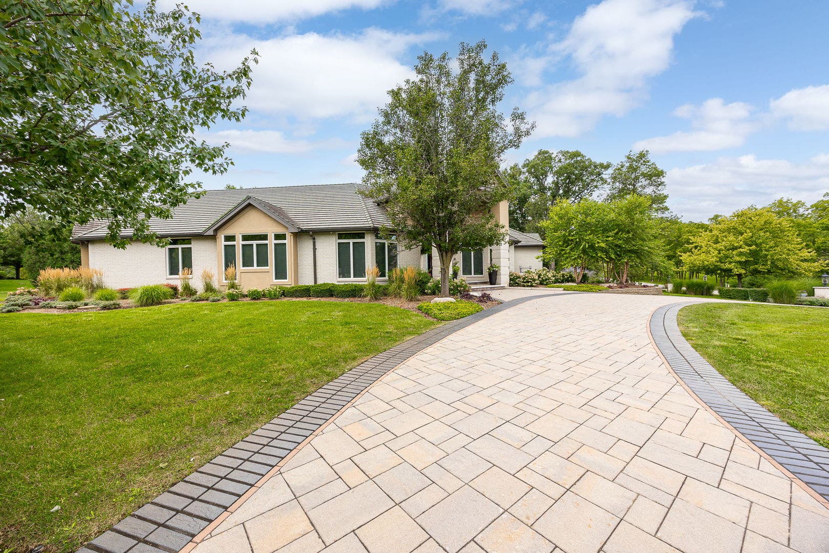 50 Stone Creek Drive, Lemont, IL 60439 50 Stone Creek Drive, Lemont, IL 60439