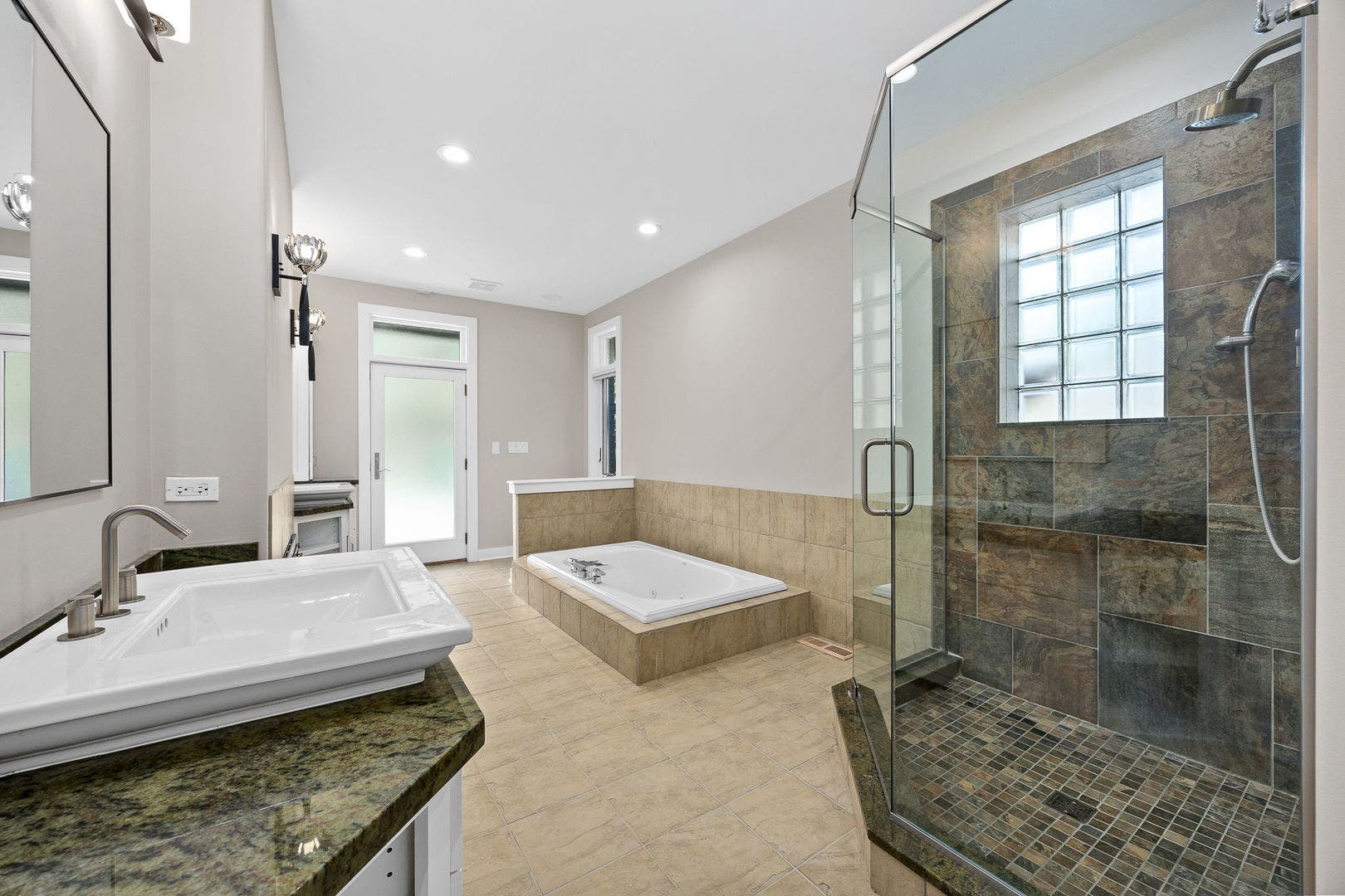 50 Stone Creek Drive, Lemont, IL 60439 50 Stone Creek Drive, Lemont, IL 60439