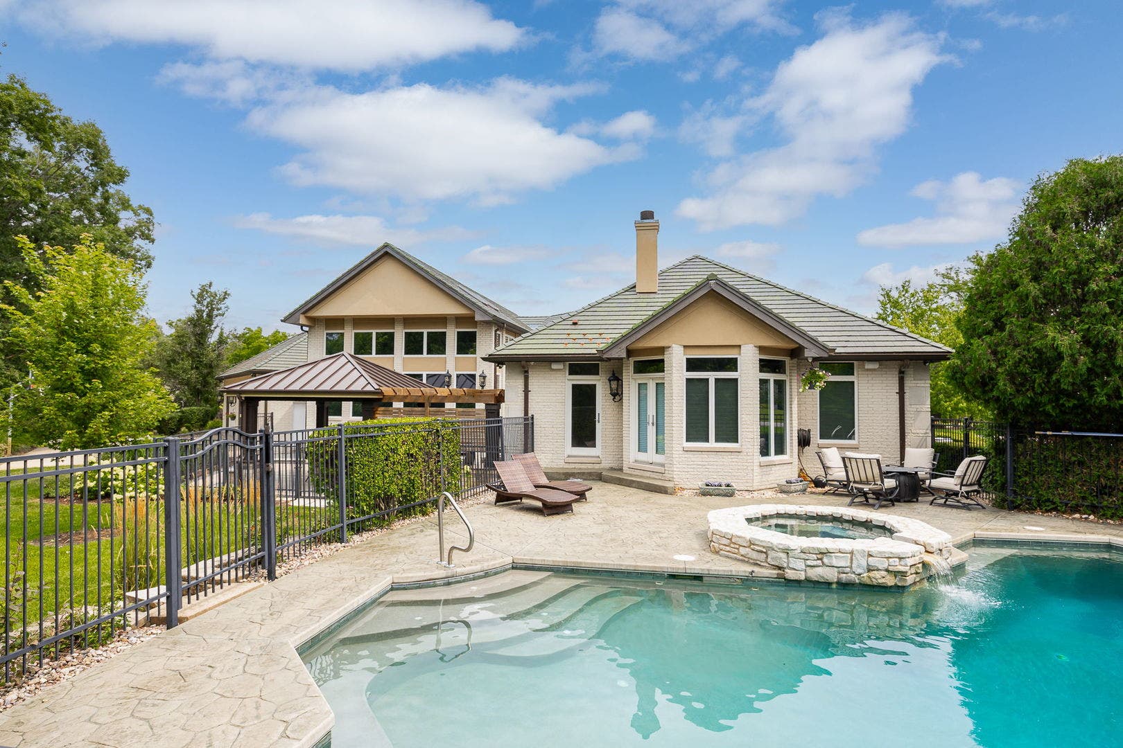 50 Stone Creek Drive, Lemont, IL 60439 50 Stone Creek Drive, Lemont, IL 60439