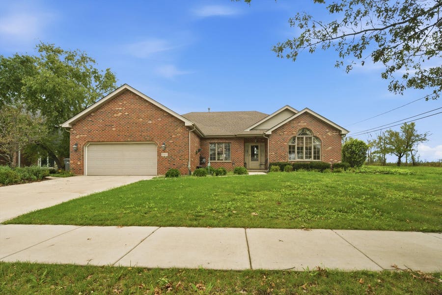 Property photo for 10400 Emerald Avenue, Orland Park, IL