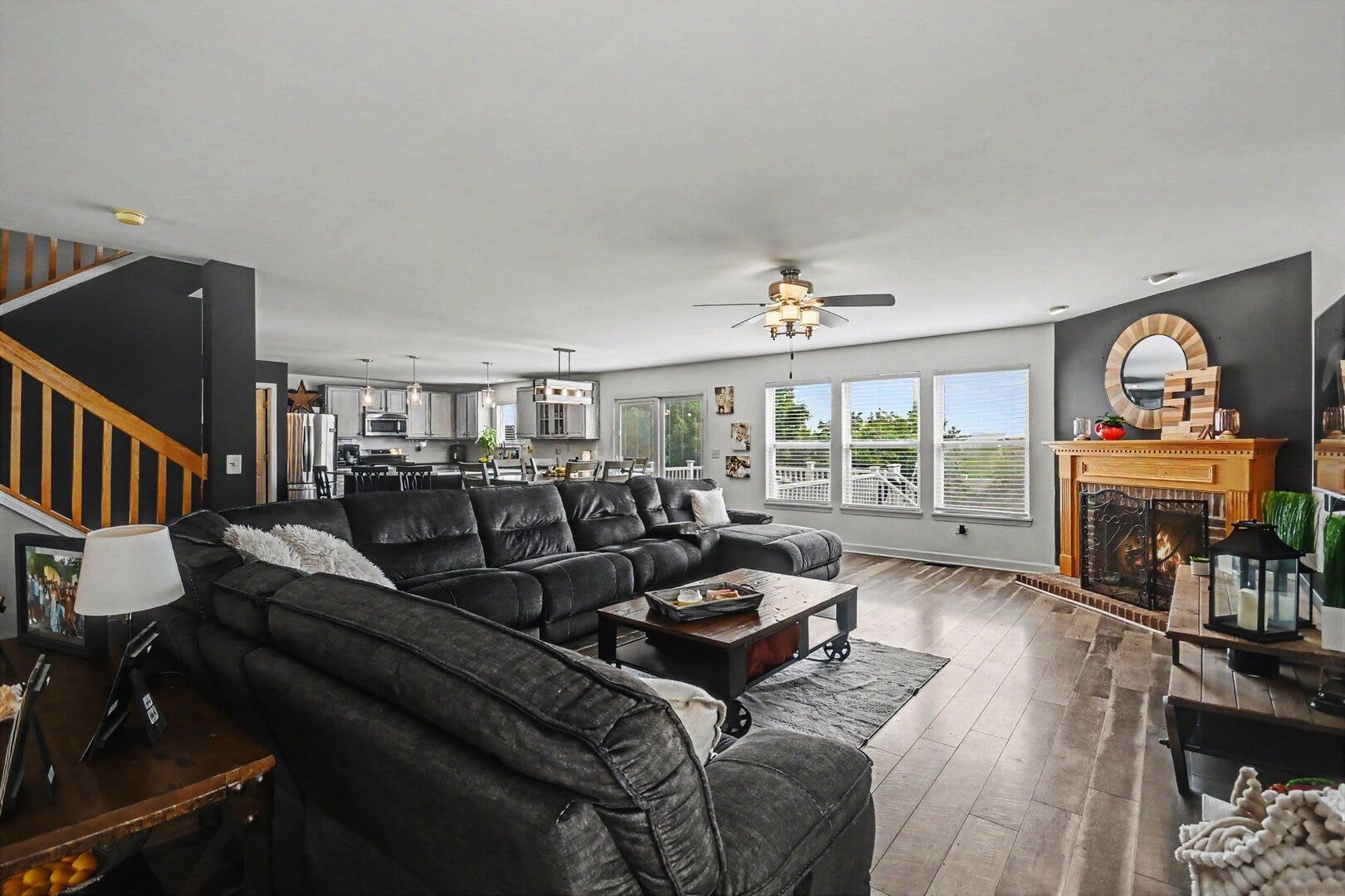 15897 ROLLAND Drive, Manhattan, IL 60442 15897 ROLLAND Drive, Manhattan, IL 60442