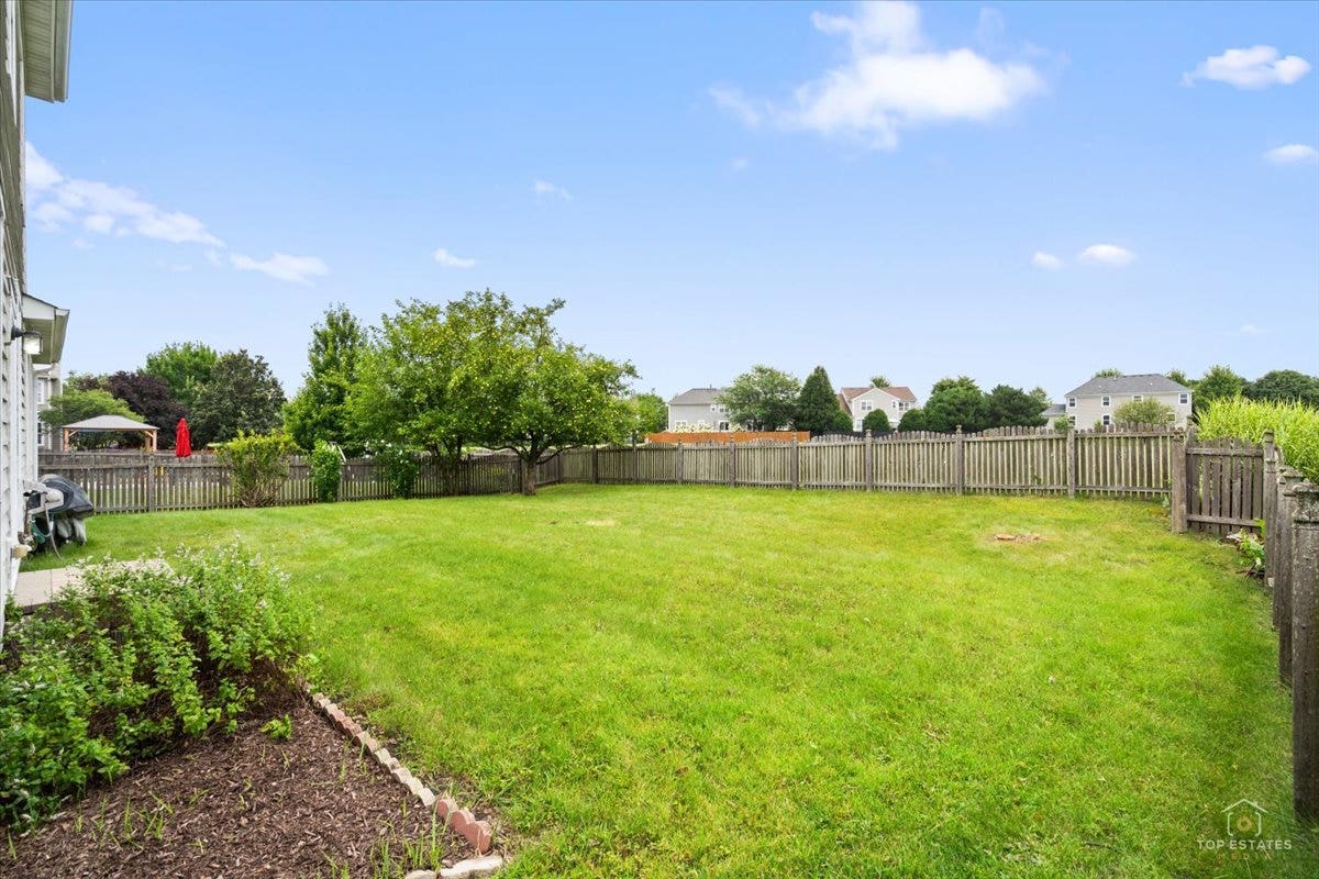 3051 Bridgeham Street, Elgin, IL 60124