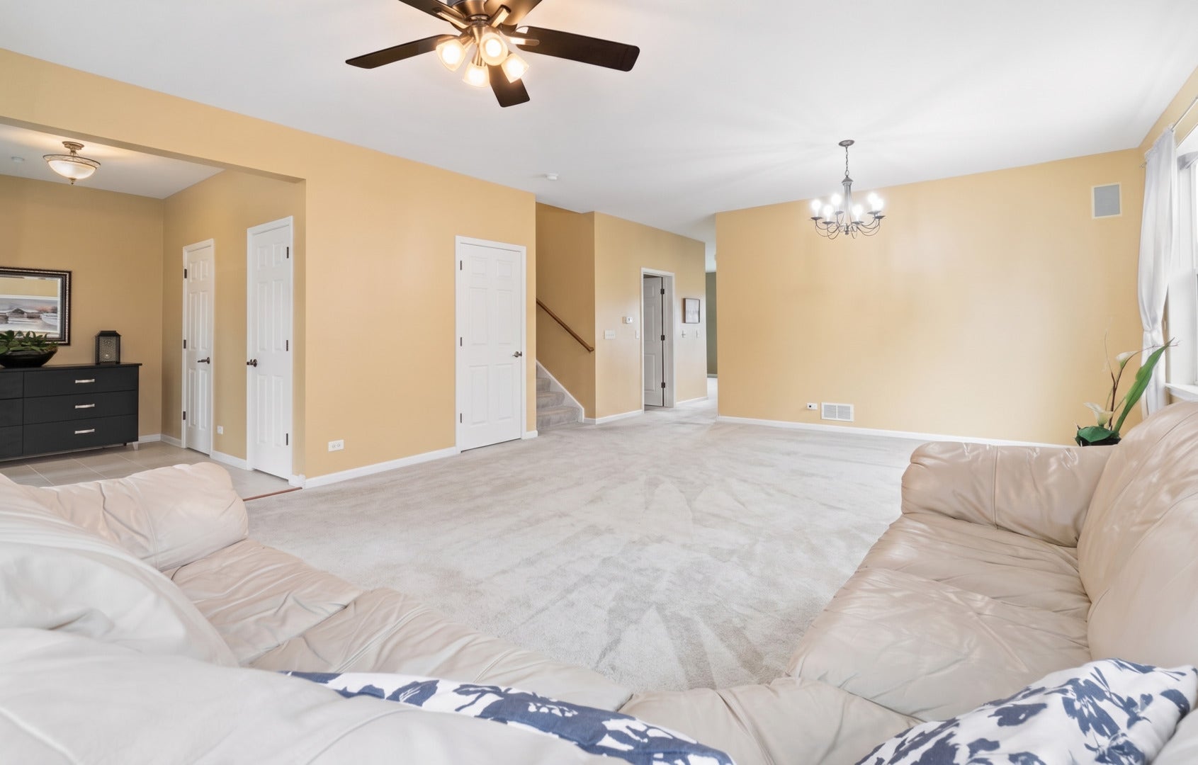 3051 Bridgeham Street, Elgin, IL 60124