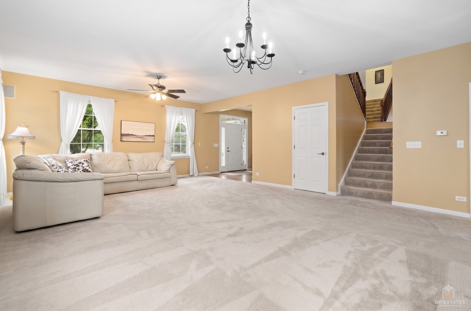3051 Bridgeham Street, Elgin, IL 60124