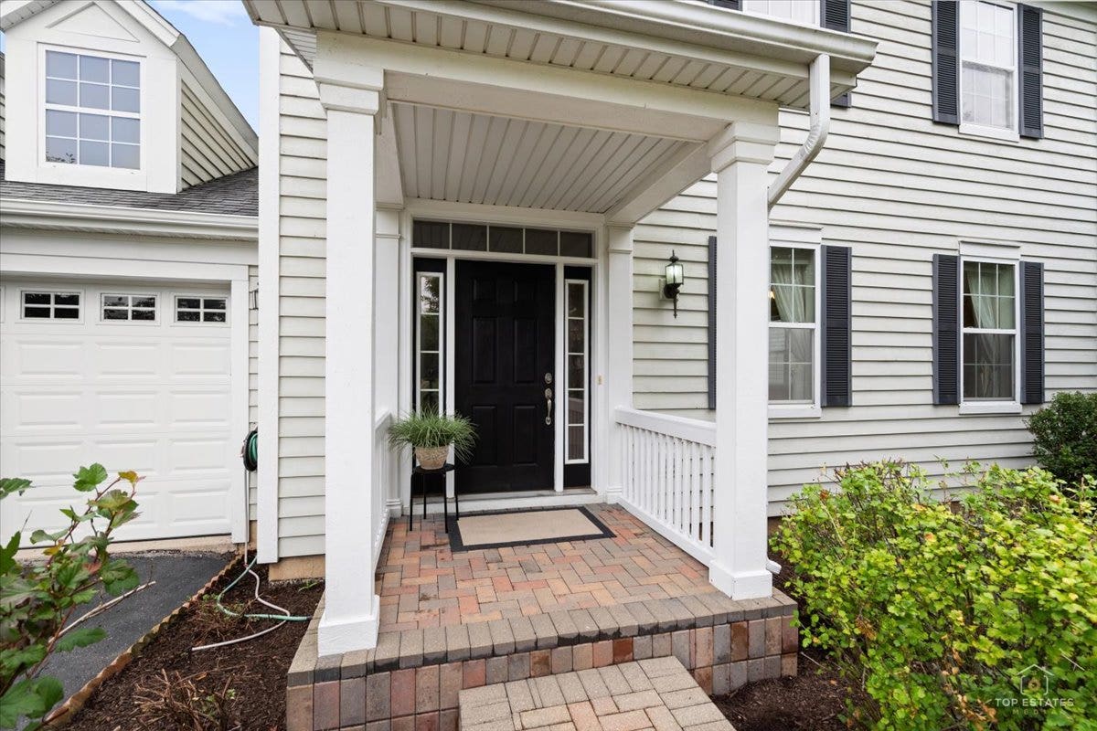 3051 Bridgeham Street, Elgin, IL 60124
