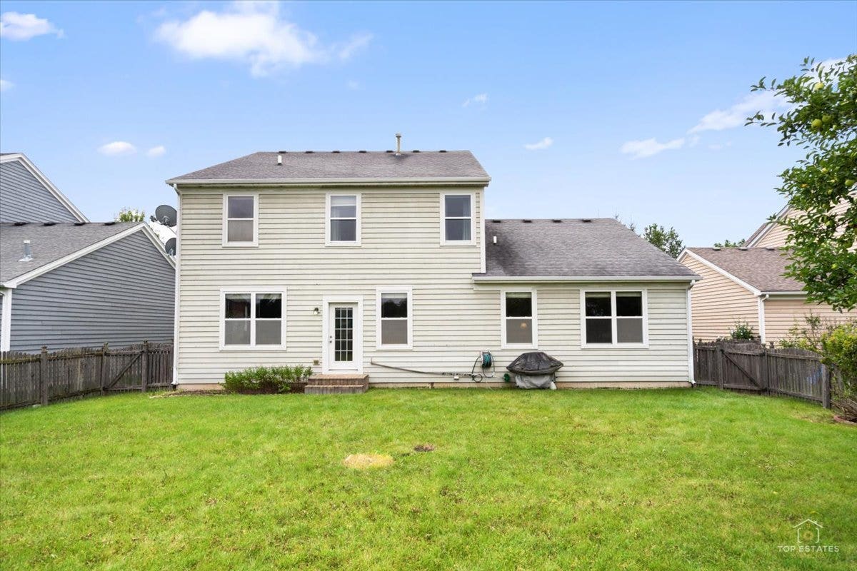 3051 Bridgeham Street, Elgin, IL 60124