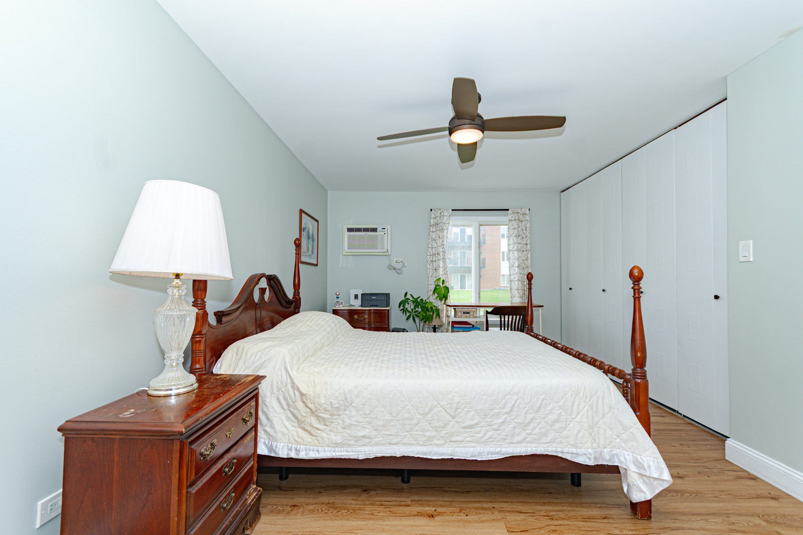 4221 Saratoga Avenue, #107A, Downers Grove, IL 60515 4221 Saratoga Avenue, #107A, Downers Grove, IL 60515