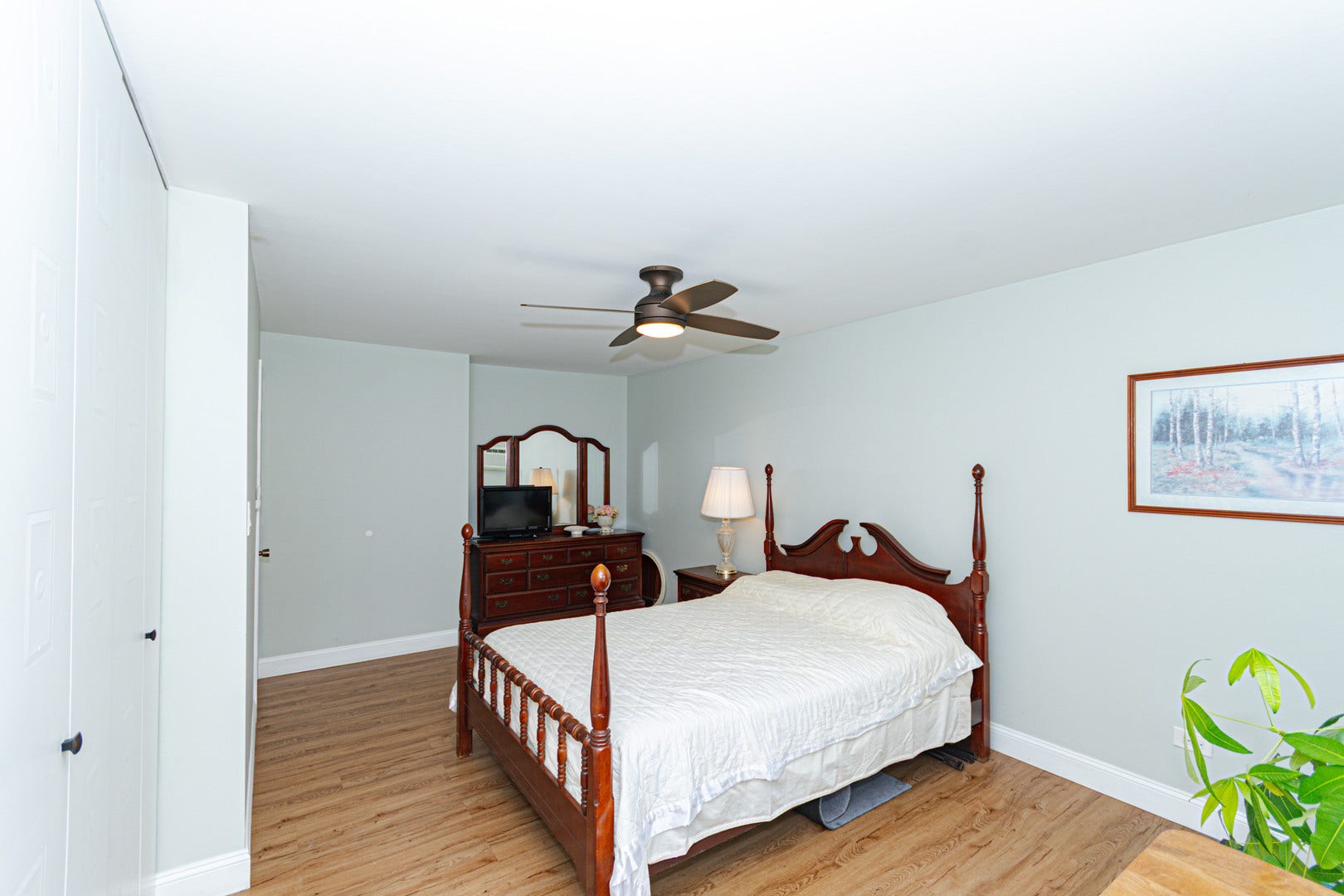 4221 Saratoga Avenue, #107A, Downers Grove, IL 60515 4221 Saratoga Avenue, #107A, Downers Grove, IL 60515