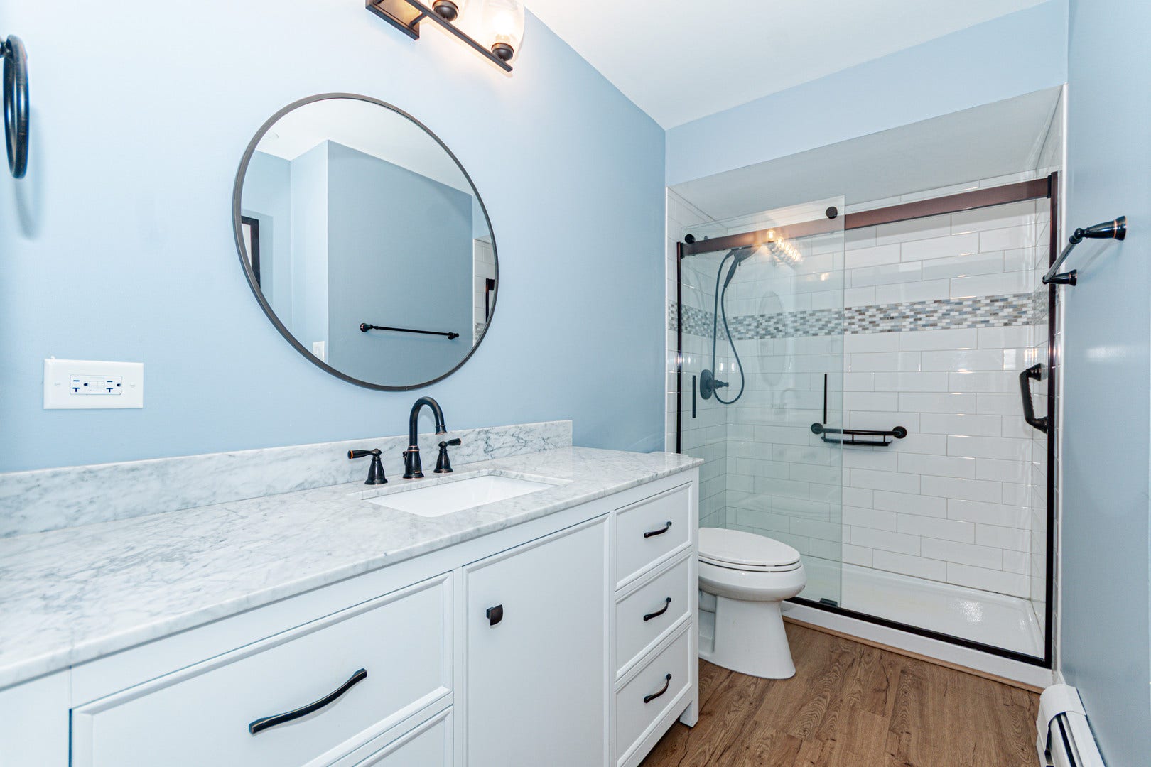 4221 Saratoga Avenue, #107A, Downers Grove, IL 60515 4221 Saratoga Avenue, #107A, Downers Grove, IL 60515