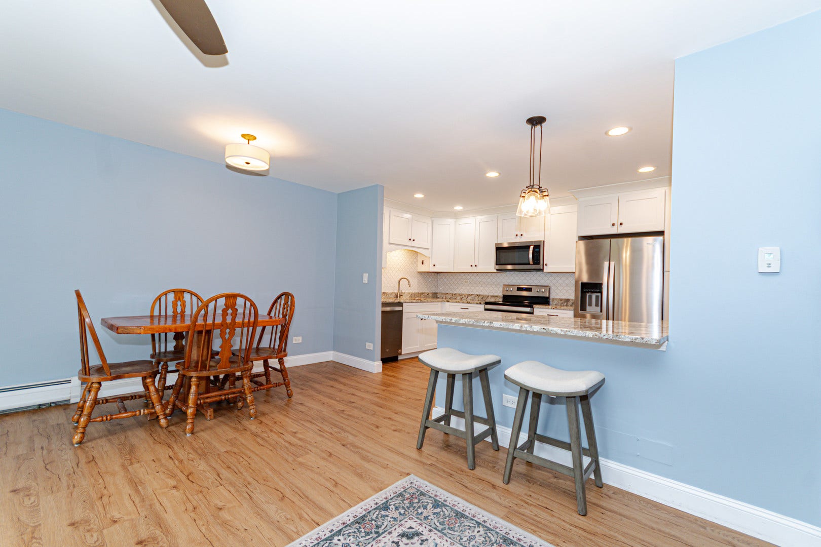 4221 Saratoga Avenue, #107A, Downers Grove, IL 60515 4221 Saratoga Avenue, #107A, Downers Grove, IL 60515