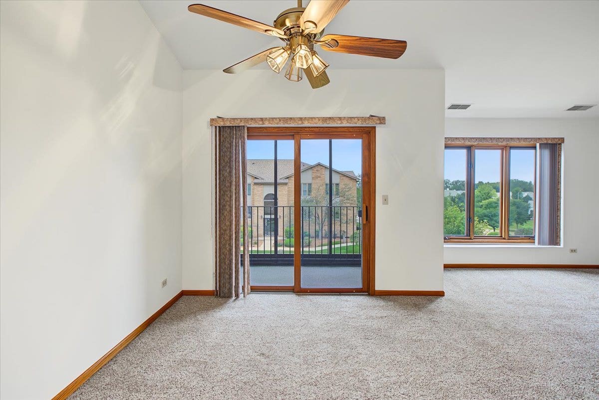 15727 Ravinia Avenue, #2E, Orland Park, IL 60462
