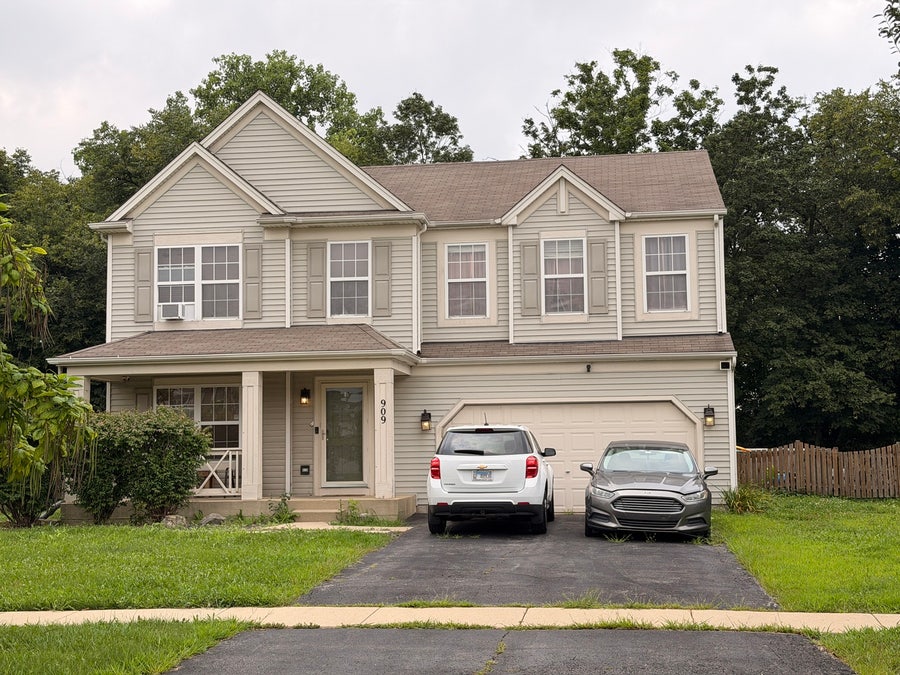 Property photo for 909 Timber Springs Drive, Joliet, IL