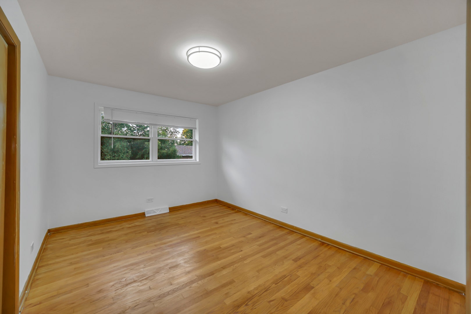 10718 S Neenah Avenue, Worth, IL 60482