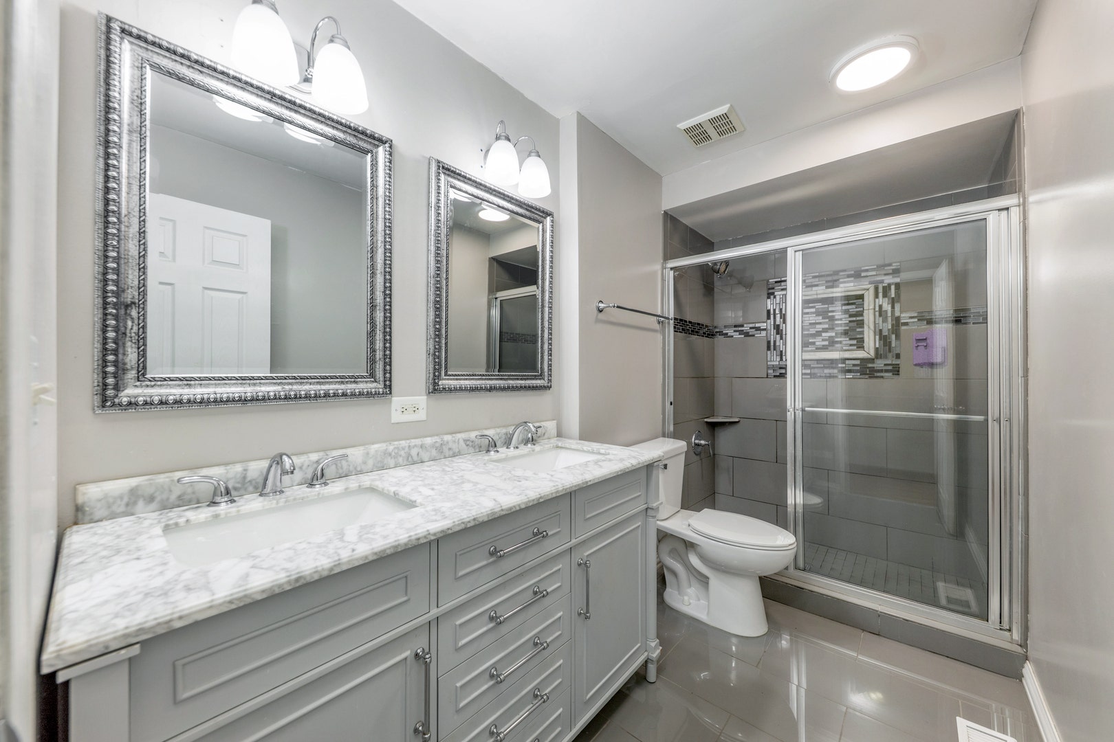 2716 Middleton Court, Aurora, IL 60503 2716 Middleton Court, Aurora, IL 60503
