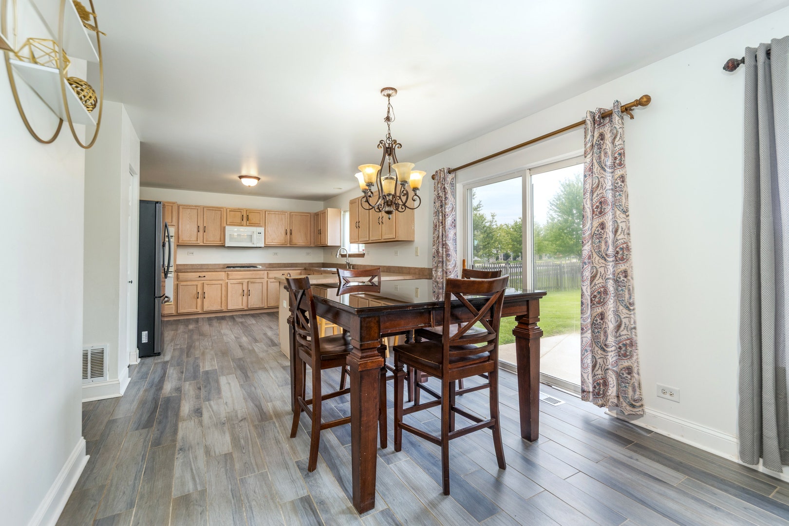 2716 Middleton Court, Aurora, IL 60503 2716 Middleton Court, Aurora, IL 60503
