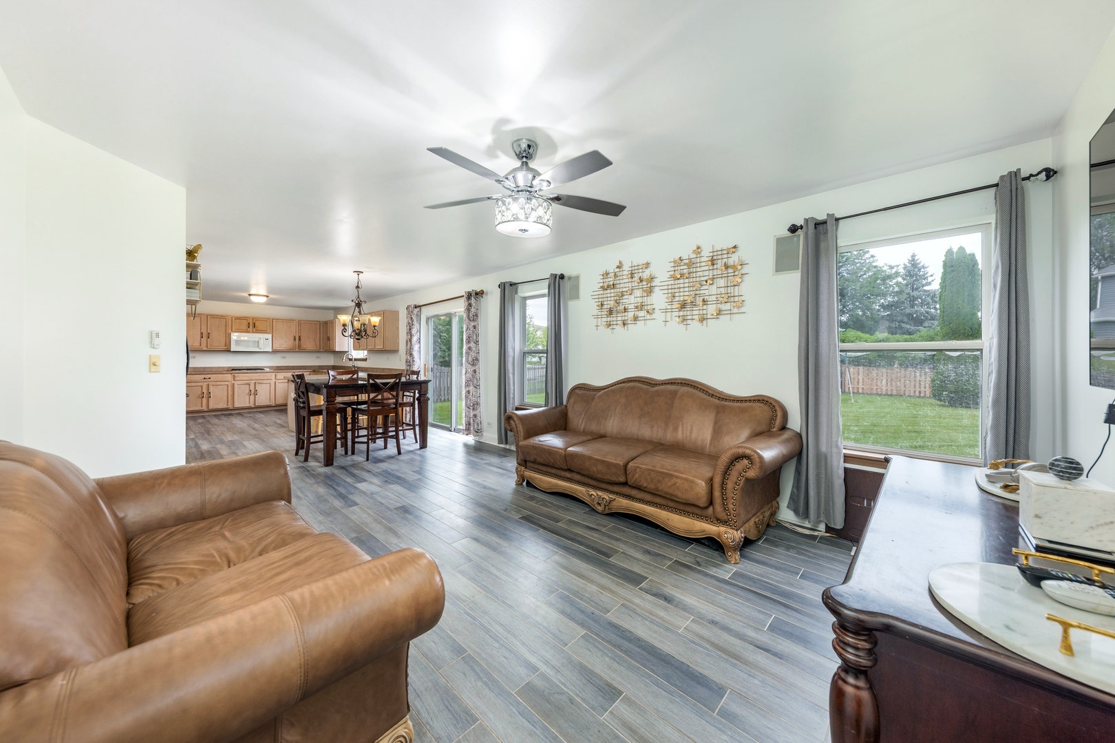 2716 Middleton Court, Aurora, IL 60503 2716 Middleton Court, Aurora, IL 60503