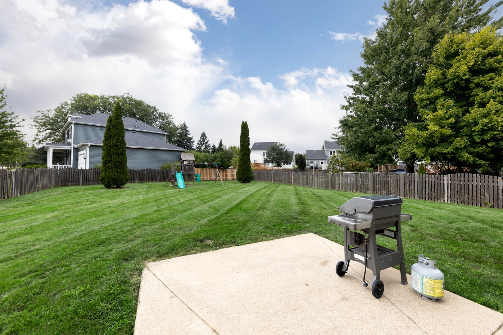 2716 Middleton Court, Aurora, IL 60503 2716 Middleton Court, Aurora, IL 60503