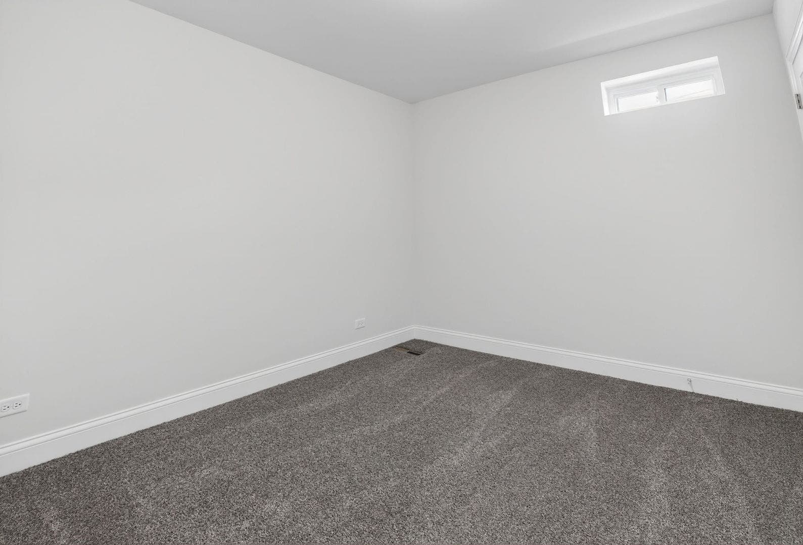 330 Harwood Street, Joliet, IL 60432 330 Harwood Street, Joliet, IL 60432