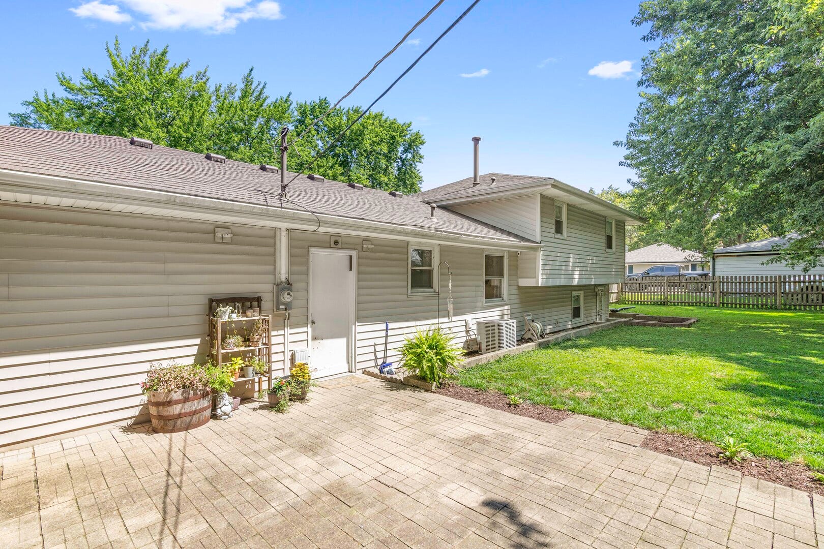 3906 W Theodore Street, Joliet, IL 60431 3906 W Theodore Street, Joliet, IL 60431