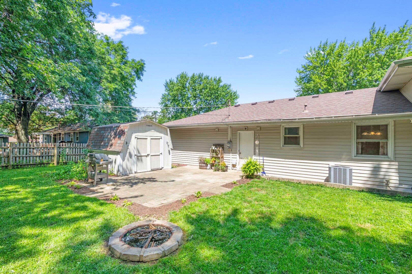 3906 W Theodore Street, Joliet, IL 60431 3906 W Theodore Street, Joliet, IL 60431