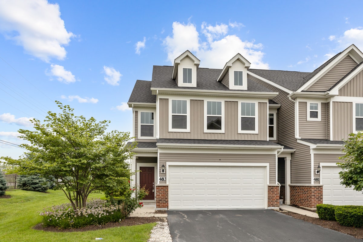 483 Watercress Drive, Aurora, IL 60504 483 Watercress Drive, Aurora, IL 60504