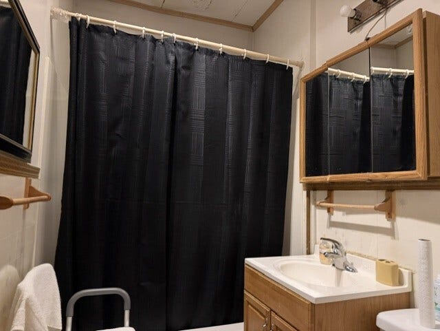 139 N Calhoun Street, Aurora, IL 60505 139 N Calhoun Street, Aurora, IL 60505