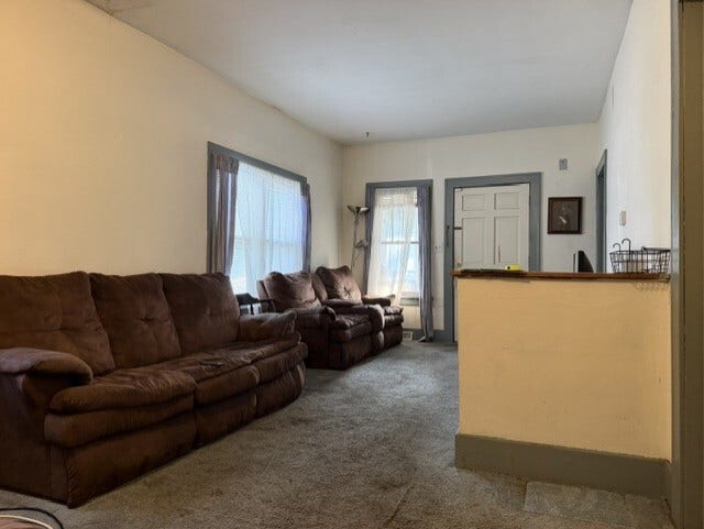 139 N Calhoun Street, Aurora, IL 60505 139 N Calhoun Street, Aurora, IL 60505