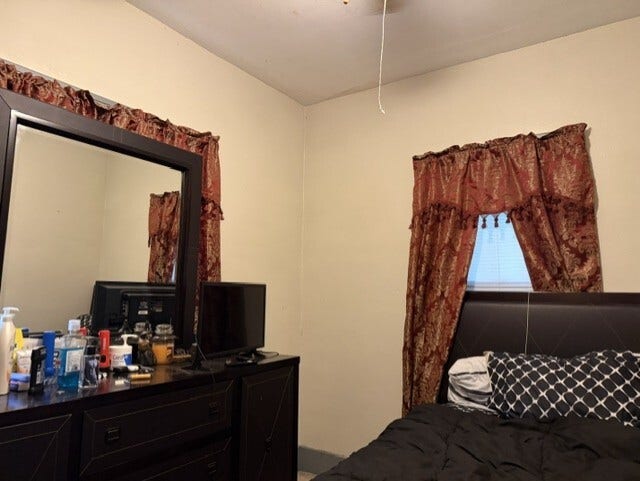 139 N Calhoun Street, Aurora, IL 60505 139 N Calhoun Street, Aurora, IL 60505