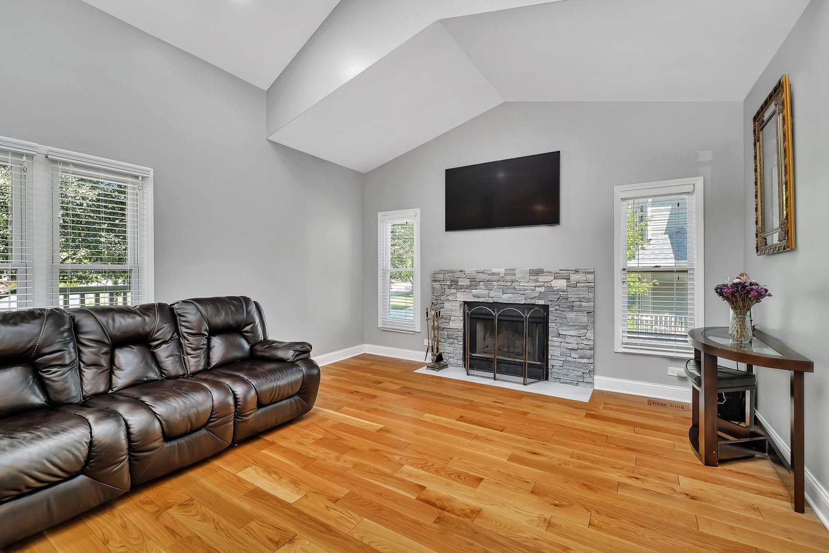 369 Twin Creeks Drive, Bolingbrook, IL 60440 369 Twin Creeks Drive, Bolingbrook, IL 60440